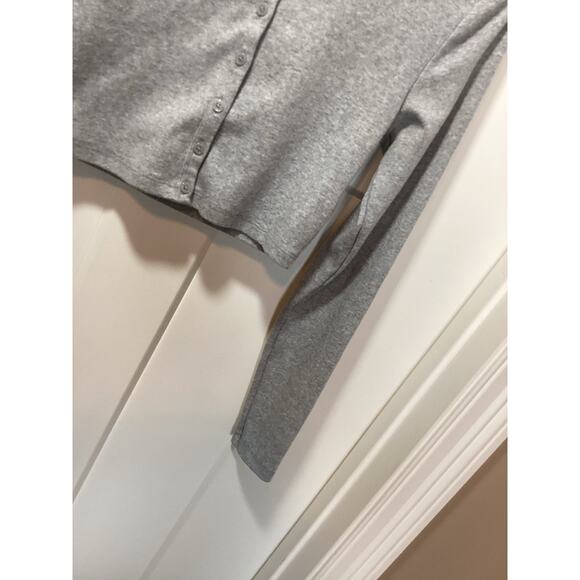 Aritzia Sunday Best Women's Button Front Cropped Izzy Cardigan Gray Size Small - Picture 4 of 11